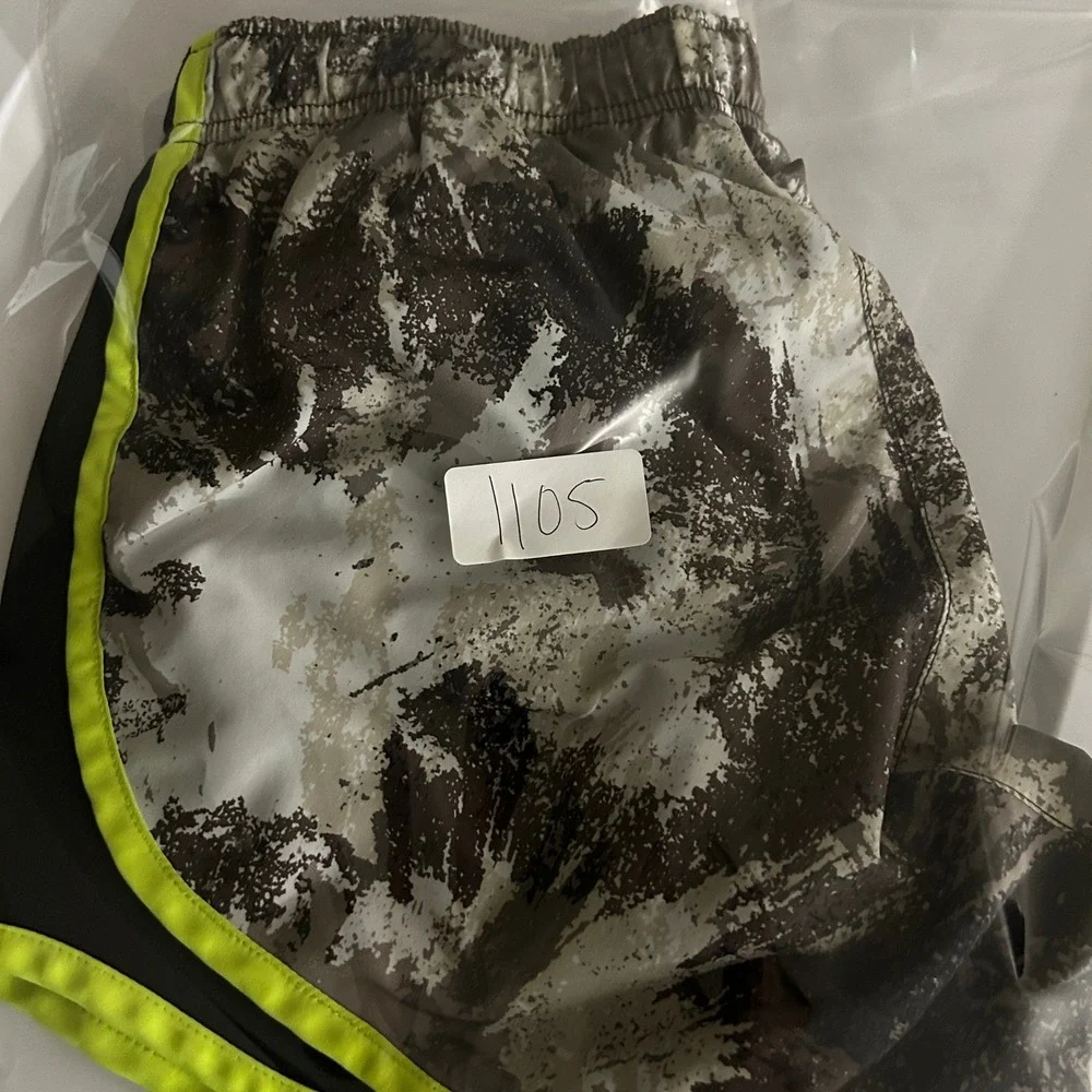Nike Womens Tempo Running Shorts XS Grey Camo Dri-FIT Lined 847855-010